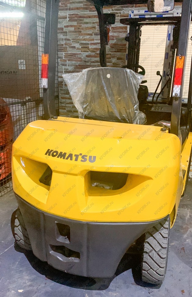 Дизельный погрузчик Komatsu FD25T-16 КМ185 Б/У