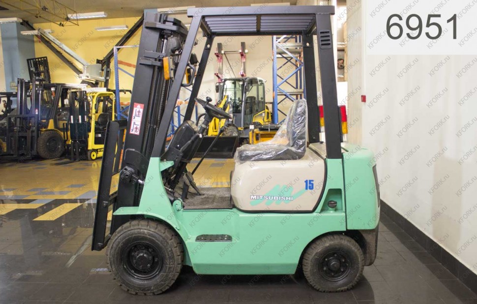 Бензиновый автопогрузчик Mitsubishi 6951 Б/У