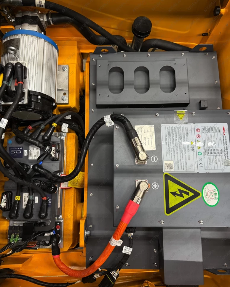 Эл. погрузчик CHL 1,5 т Li-Ion 80V/280Ah 4 опоры