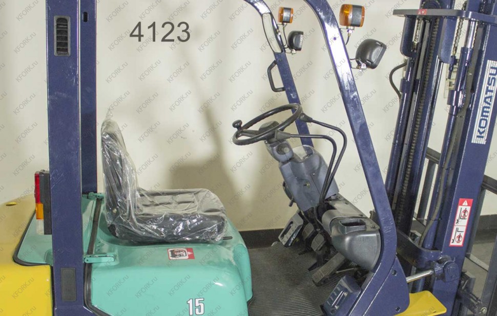 Дизельный автопогрузчик Komatsu 4123 Б/У