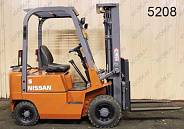 Газ-Бензиновый автопогрузчик Nissan 5208 Б/У
