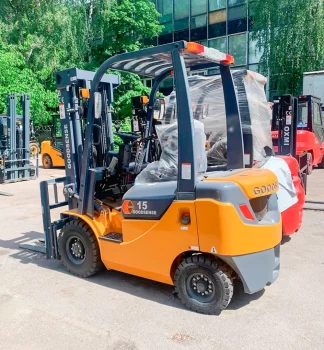 Дизельный погрузчик GOODSENSE 1,5 тонны